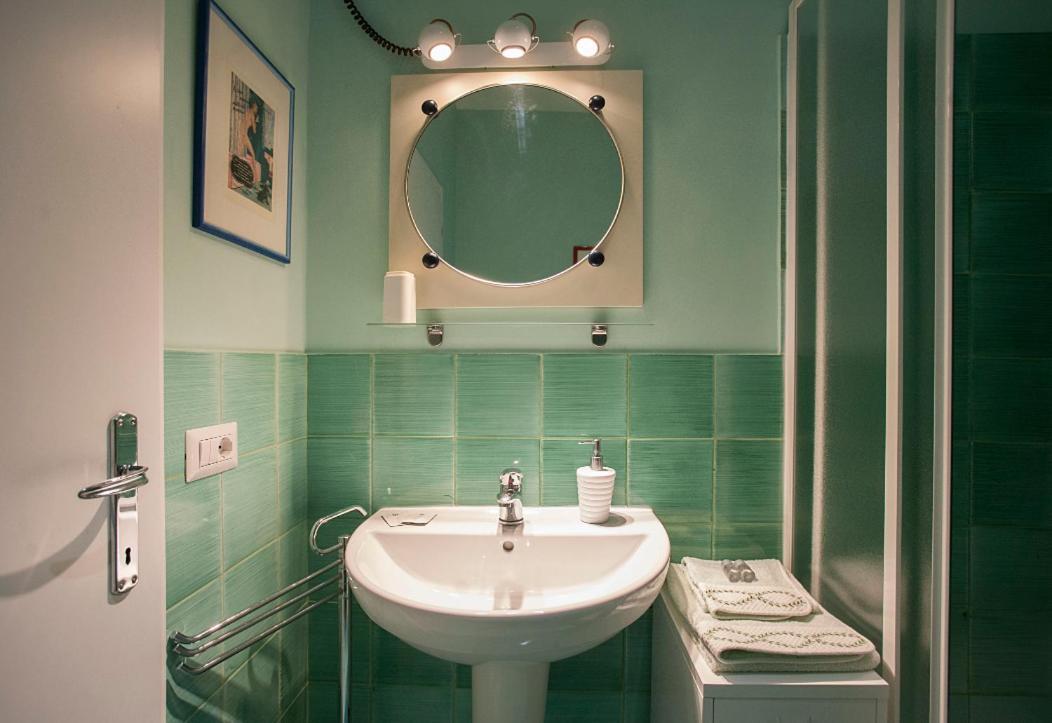 Готель Il Nido Sull'Oltrarno Camera Con Bagno Privato Флоренція Екстер'єр фото